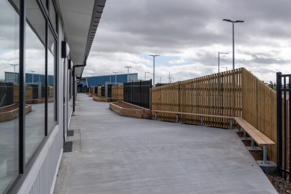 image of architecturally designed timber school fencing installed by Axiom Built at Pītau-Allenvale School in Belfast, Christchurch