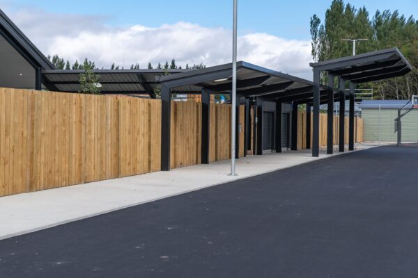 image of timber school fencing installed by Axiom Built at Pītau-Allenvale School in Belfast, Christchurch